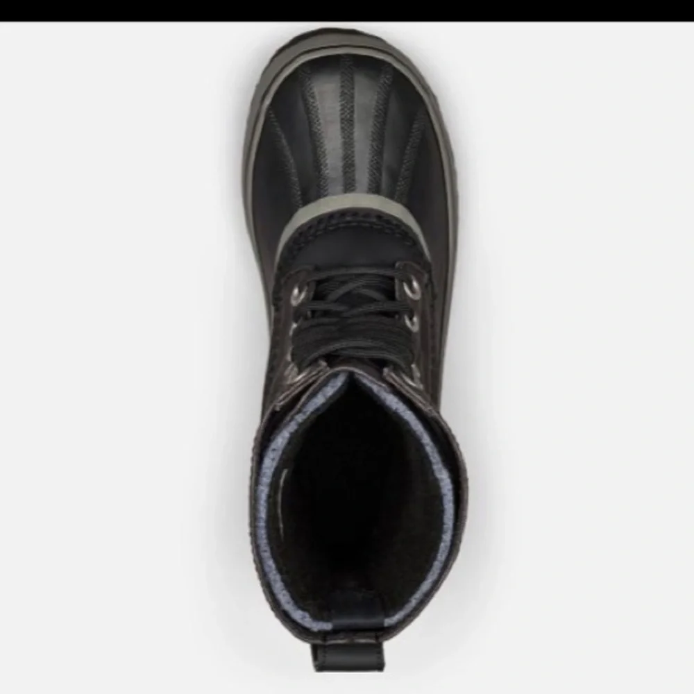 NWT Sorel 1964 CVS boot black size 6 or 8 Warm